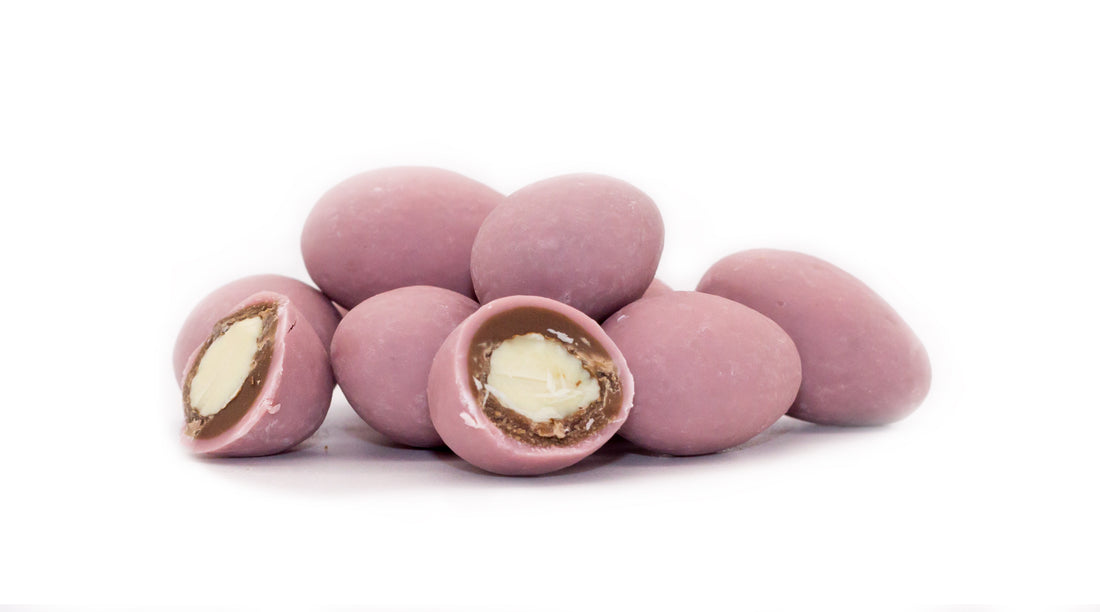 Chocolate covered sakura almonds with cherry flavour 130g