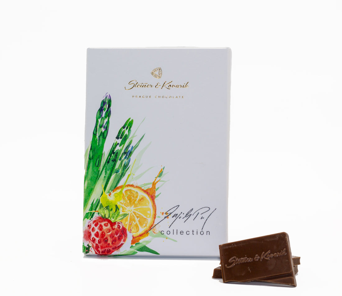 White chocolate 40% with asparagus and strawberries, 70g